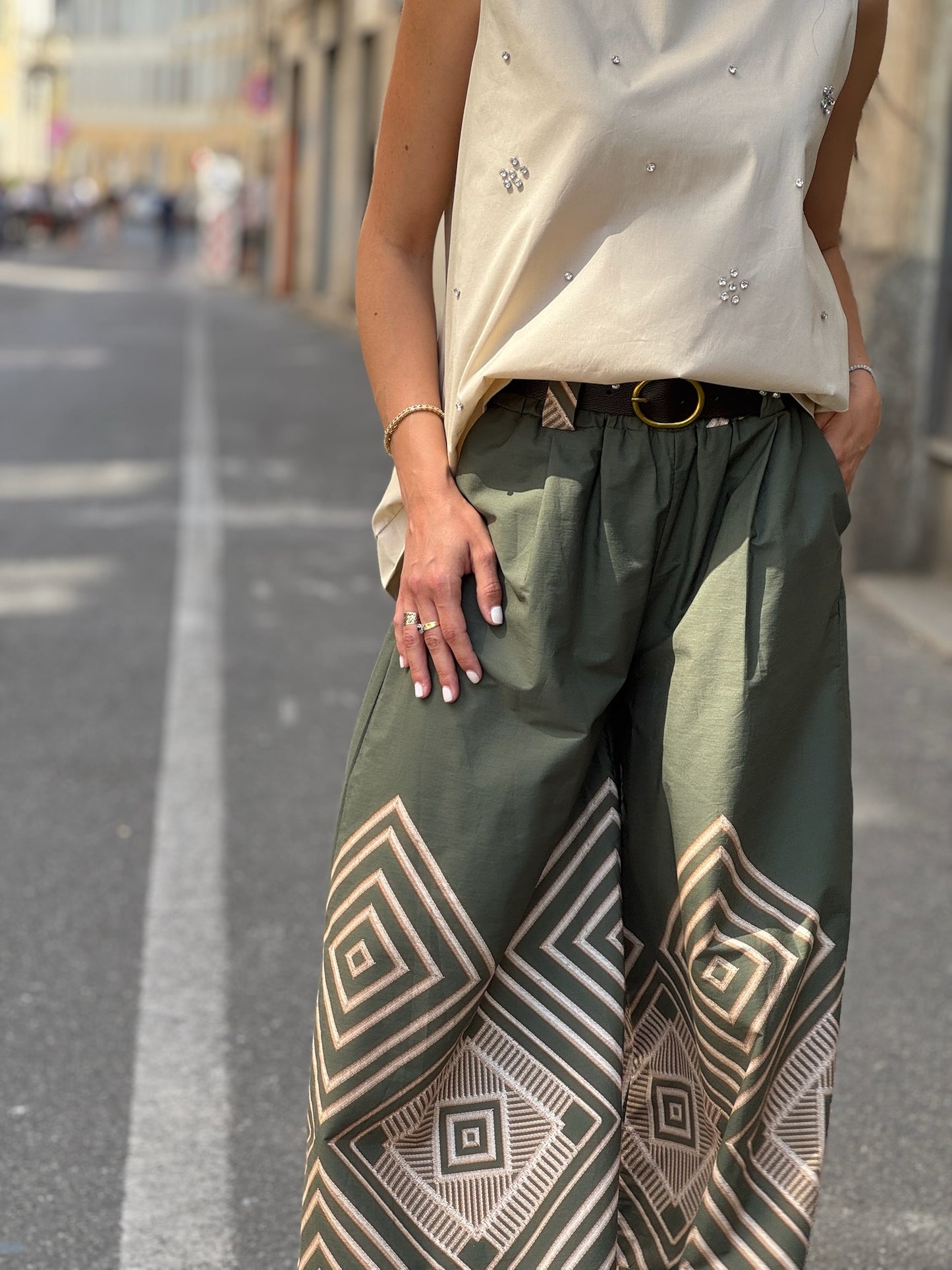 Pantalone disegno geometrico