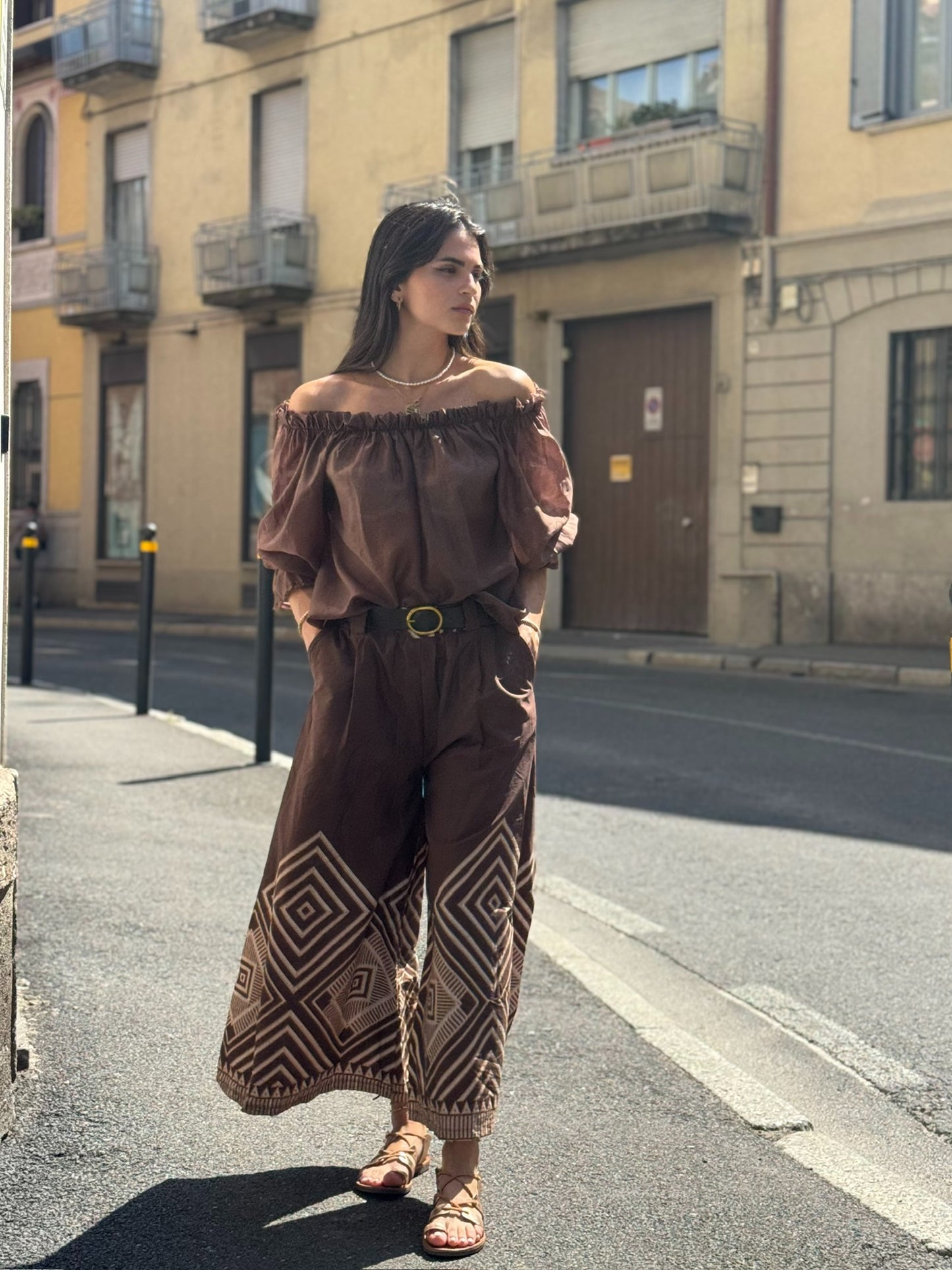 Pantalone disegno geometrico