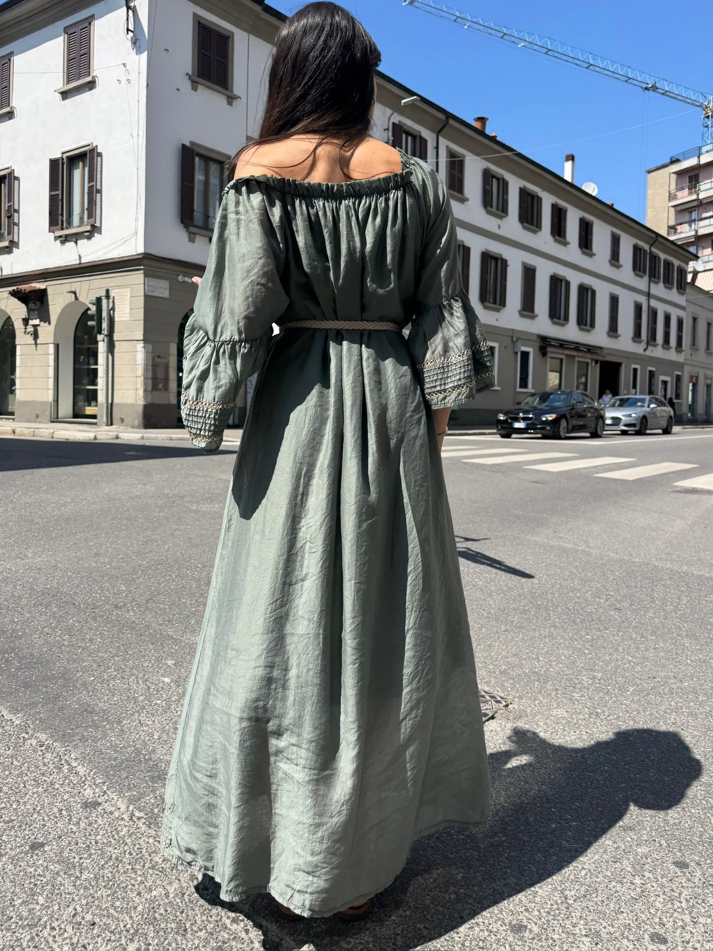 Abito scollo arricciato