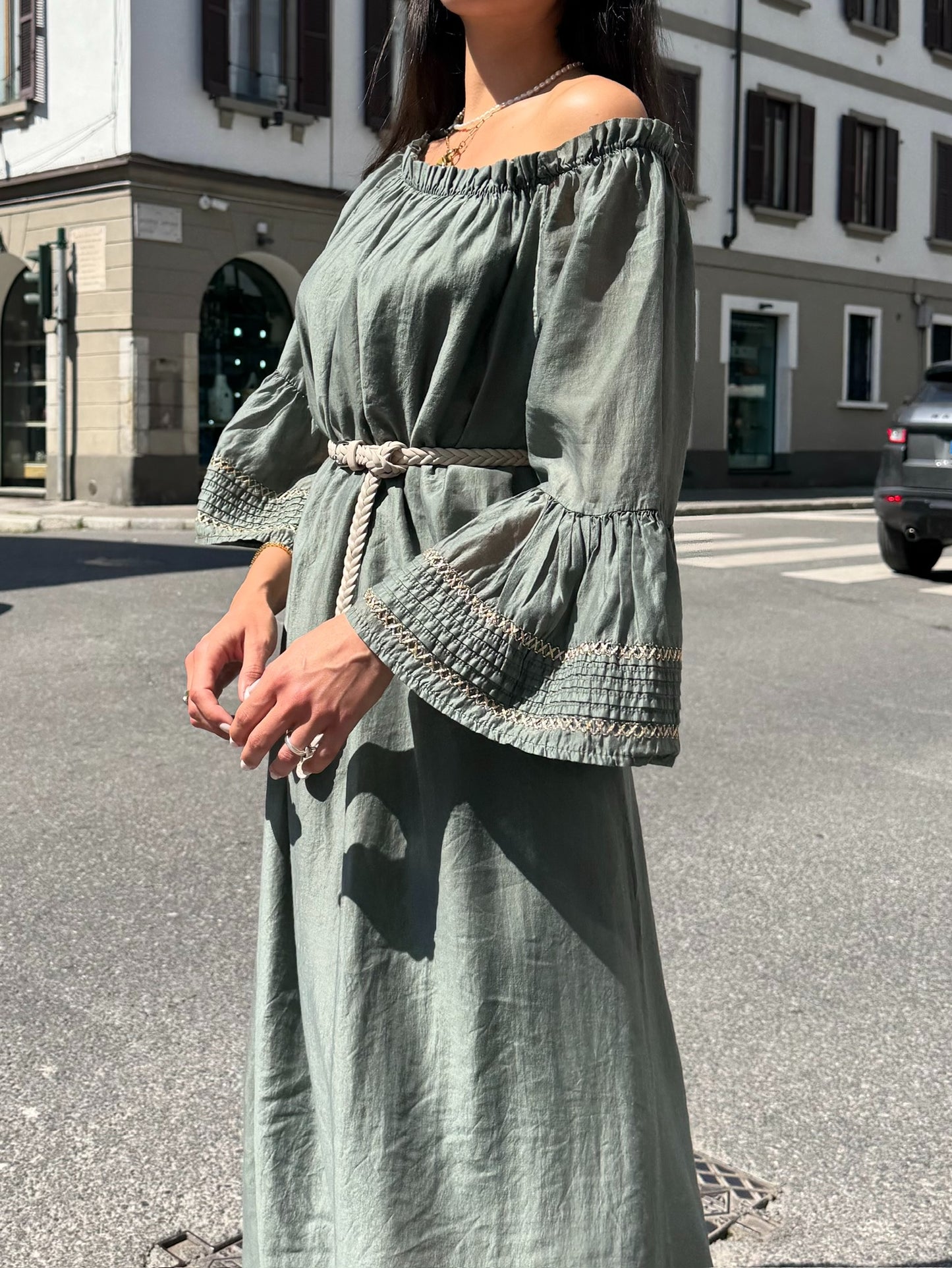 Abito scollo arricciato