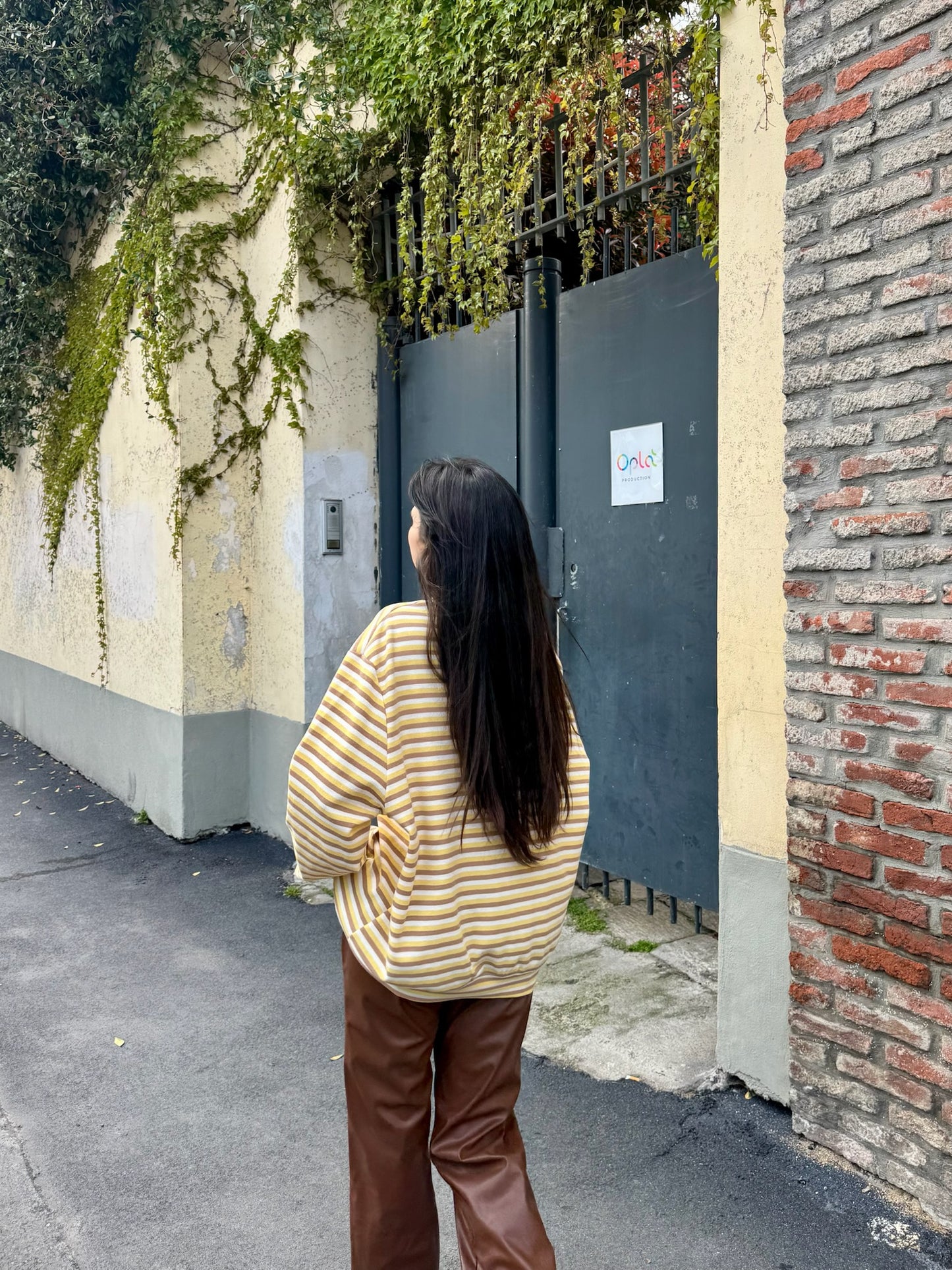 Pantalone ecopelle alla caviglia