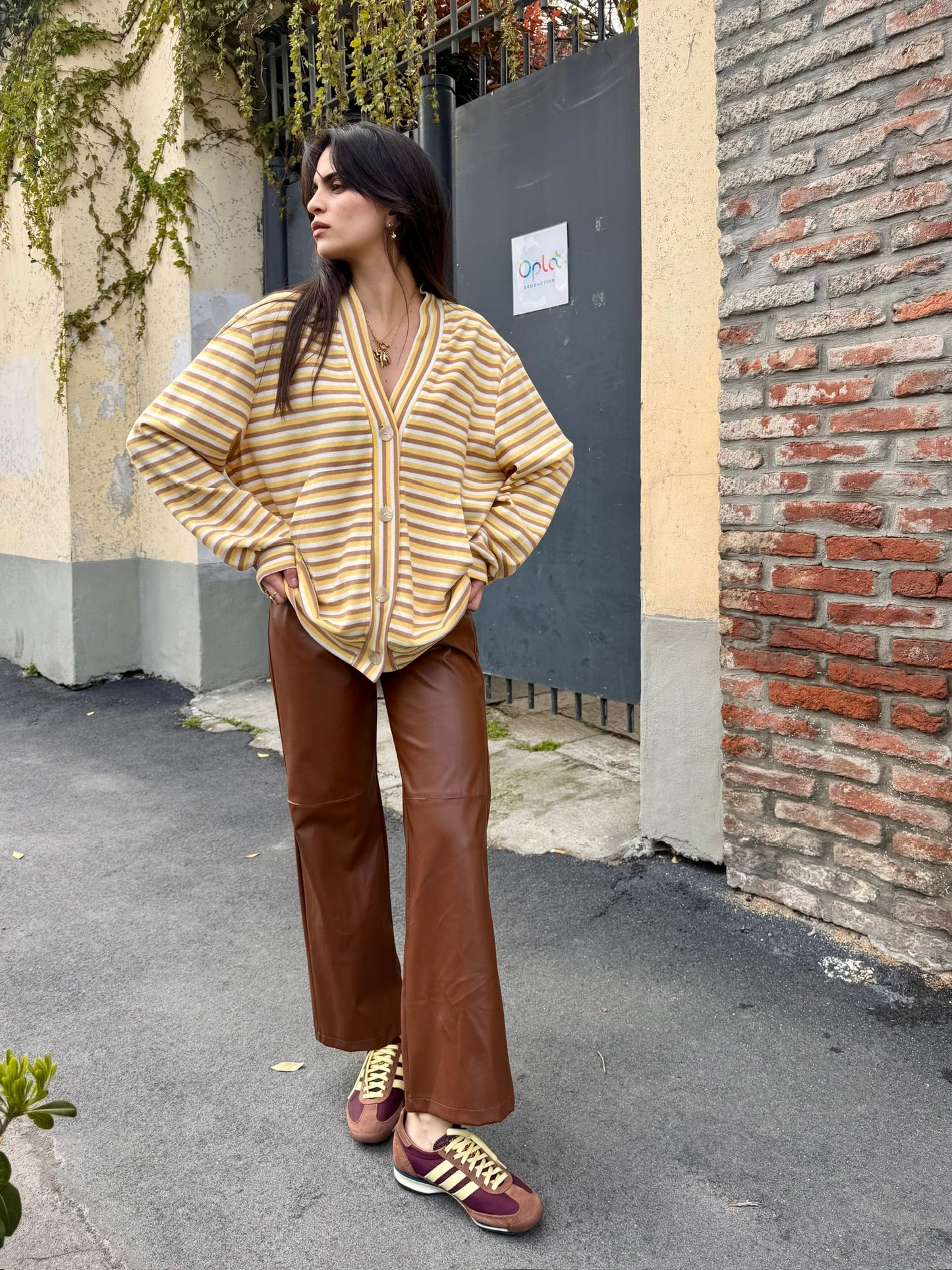 Pantalone ecopelle alla caviglia