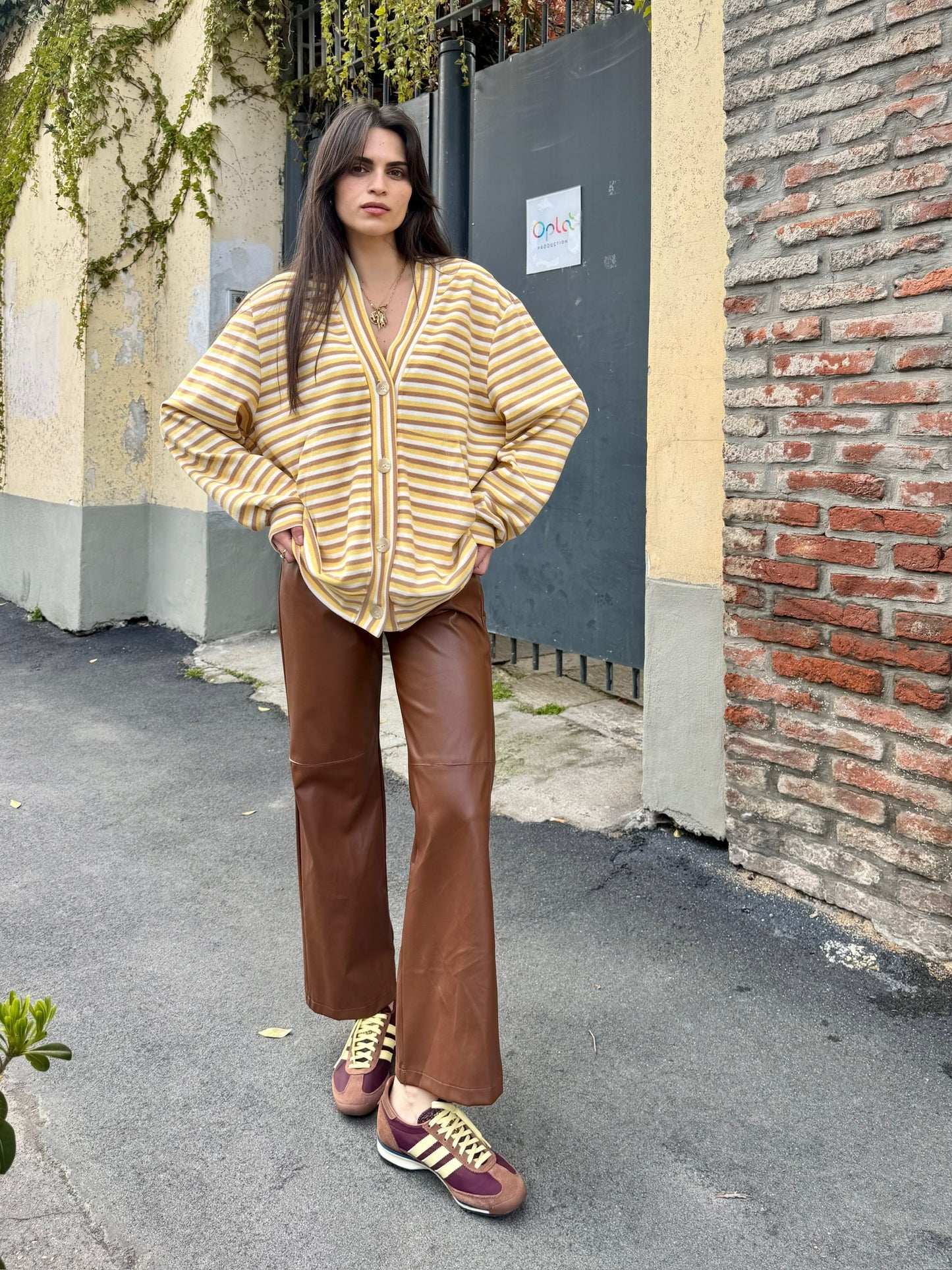 Pantalone ecopelle alla caviglia